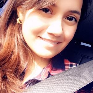 Meet your Posher, Yasmine